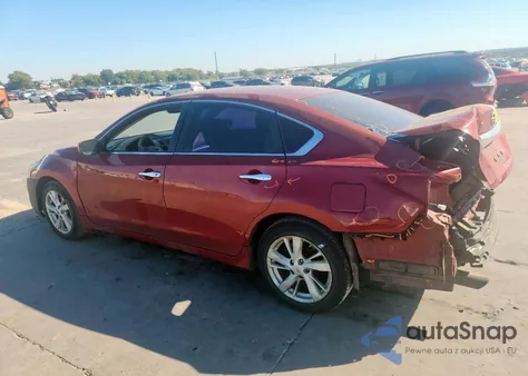 2015 Nissan Altima 2.5 z USA, uszkodzony, nr VIN 1N4AL3AP3FN301565